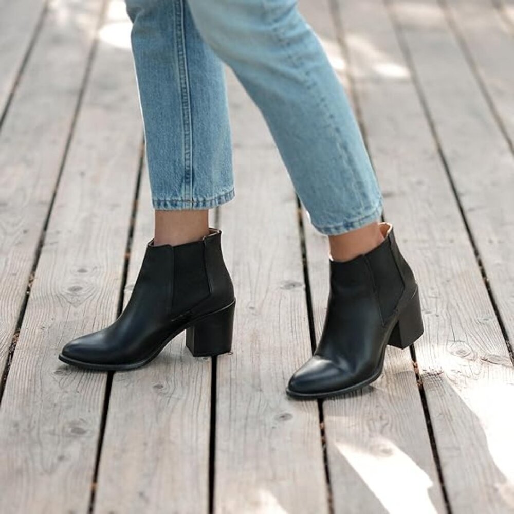 Nisolo Heeled Chelsea Boot, Black, Sz 8